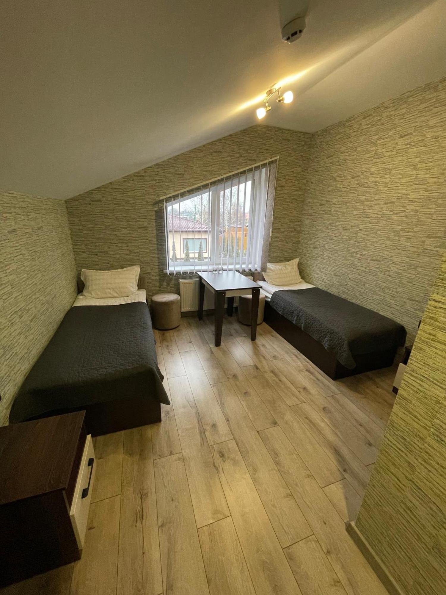 Ні Пуху, Ні Пера! Hotel Reshetylivka ภายนอก รูปภาพ